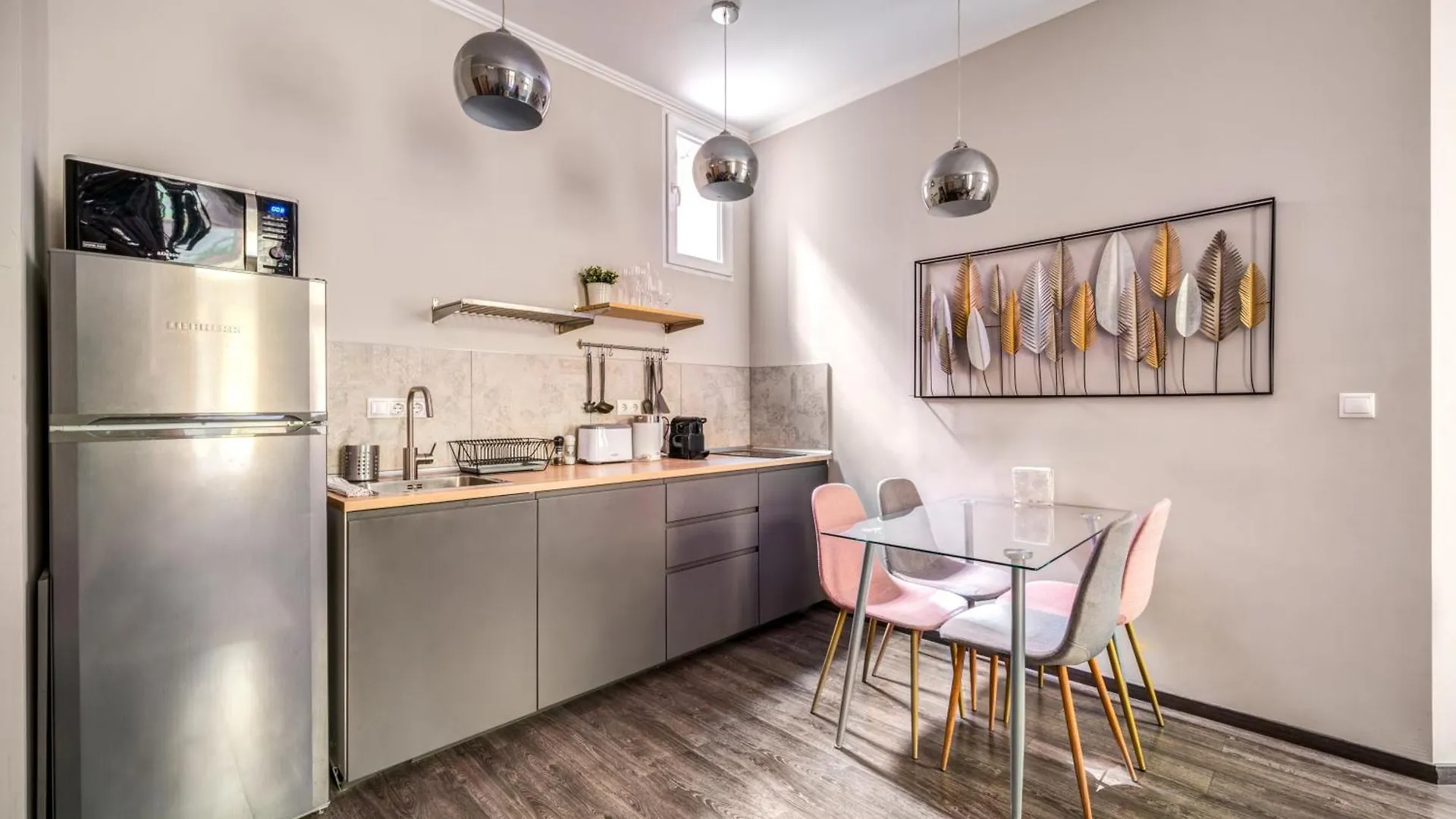 Akacfa-A13 Center 2 Bedroom Apartment Будапешт