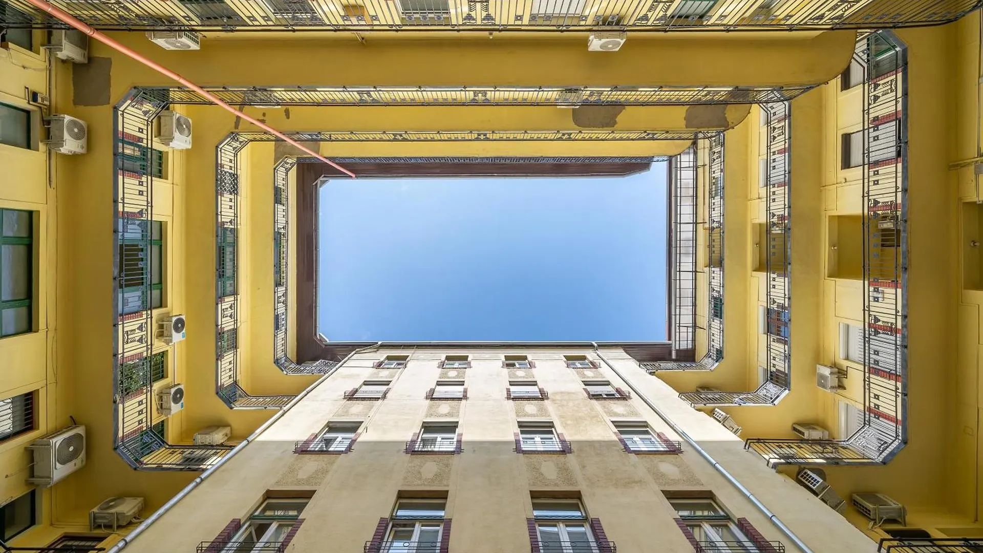 Akácfa 13 Center Budapest 2 Bedroom Apartment 0*,
