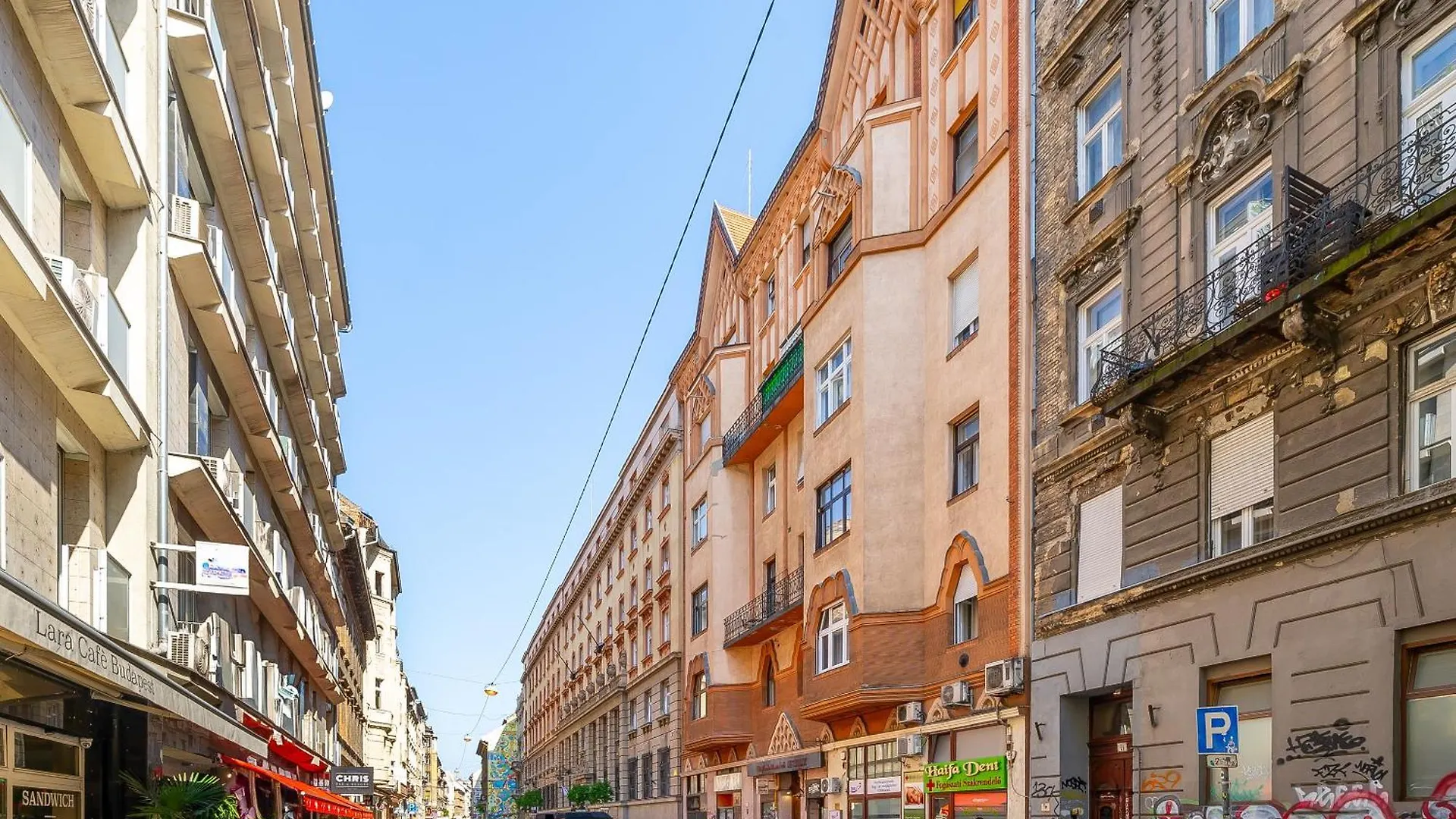 Akácfa 13 Center Budapest 2 Bedroom Apartment
