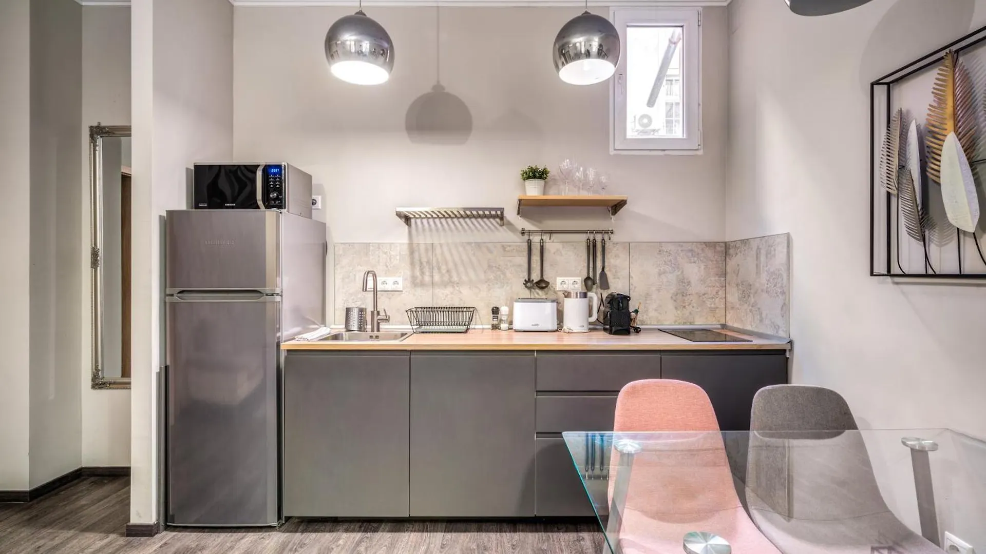 Akácfa 13 Center Budapest 2 Bedroom Apartment